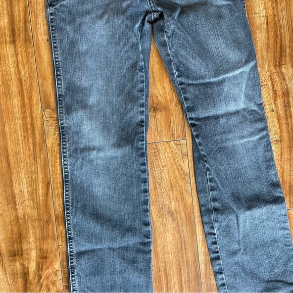 WRANGLER RETRO Boys Slim Straight Blue Jeans Denim Size 11 Waist Tighteners - Picture 3 of 13